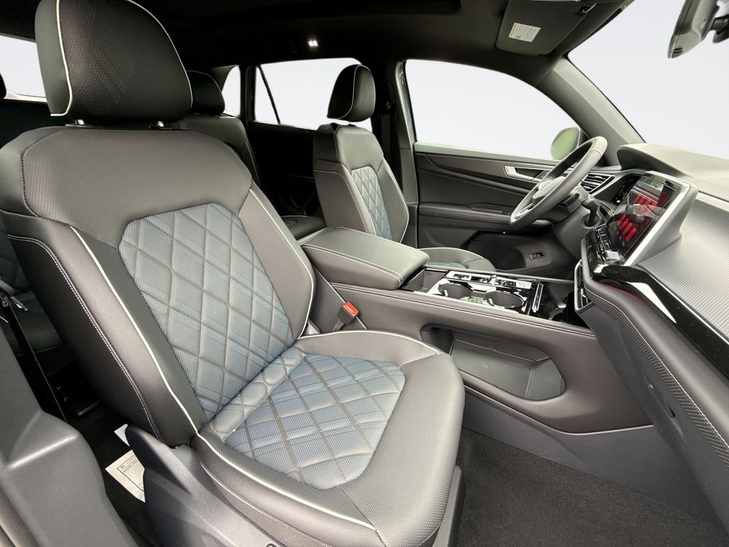 2026 Volkswagen Atlas Cross Sport SEL Premium R-LINE - Photo 26