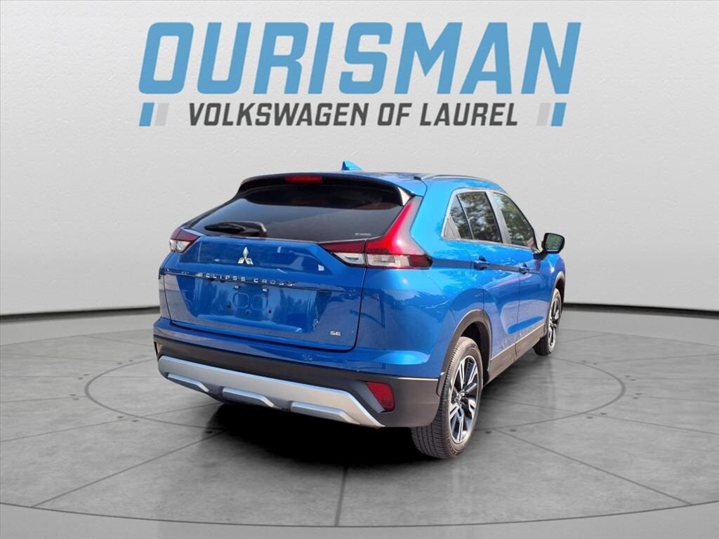 2023 Mitsubishi Eclipse Cross SE photo 2