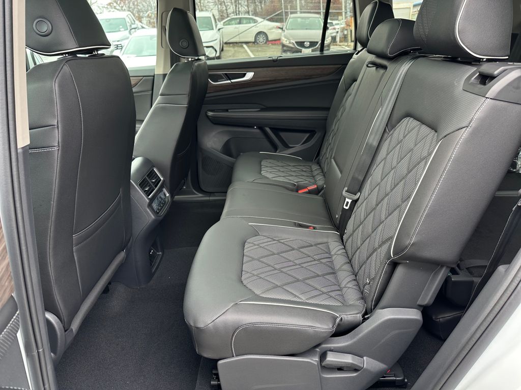 2026 Volkswagen Atlas SEL Premium R-Line - Photo 19