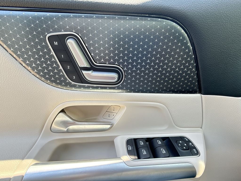 2025 Mercedes-Benz GLA GLA250 - Photo 15