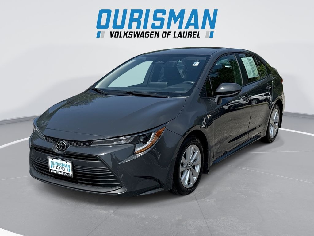 Used 2024 Toyota Corolla LE Sedan