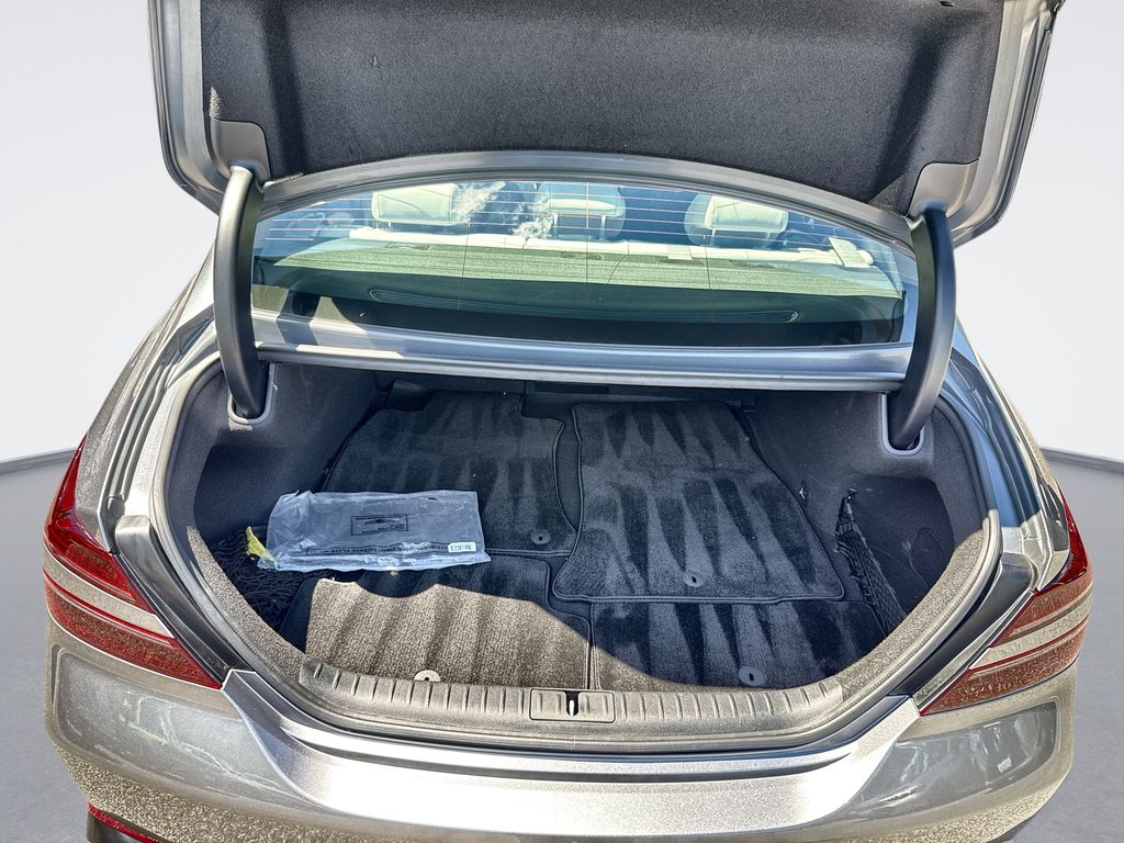 2025 GENESIS G70 Standard - Photo 20