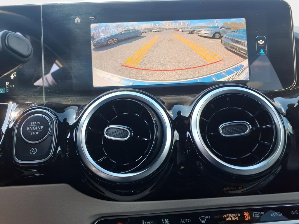 2025 Mercedes-Benz GLA GLA250 - Photo 21