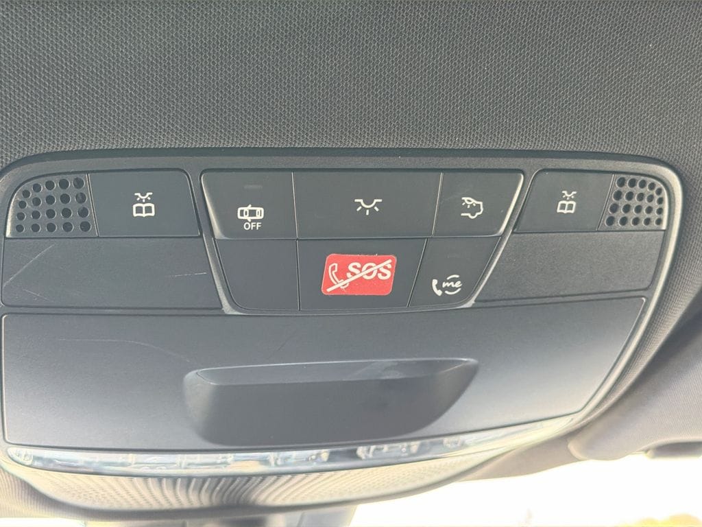 2021 Mercedes-Benz GLC GLC300 - Photo 20