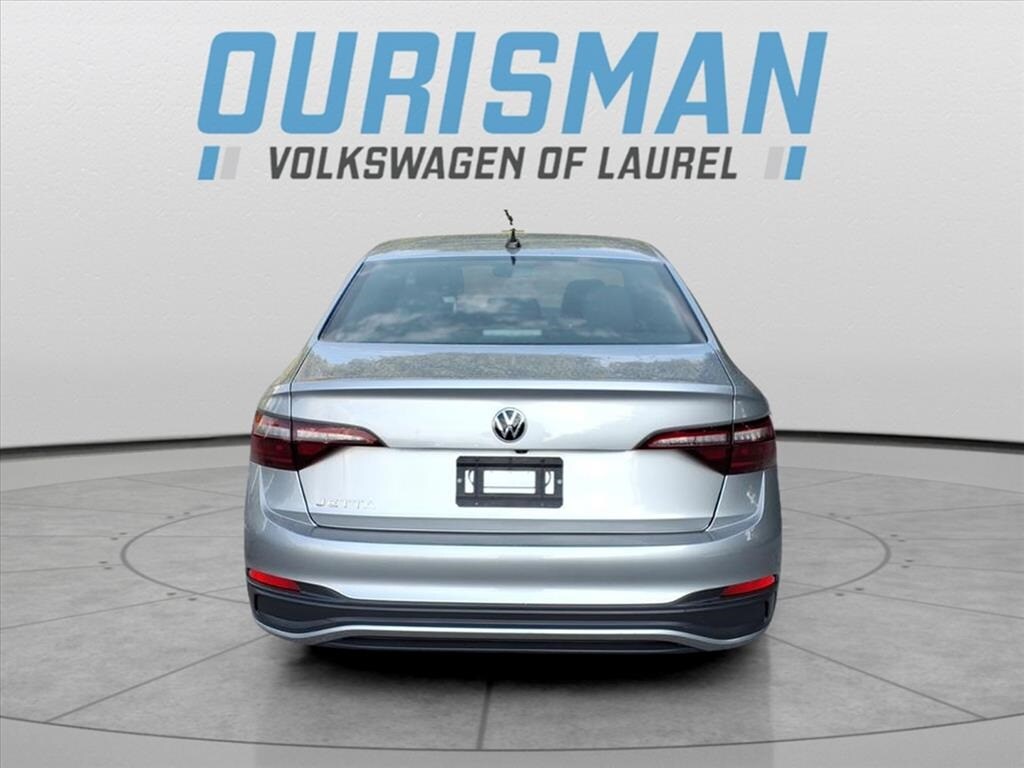 2024 Volkswagen Jetta 1.5T Sport photo 4