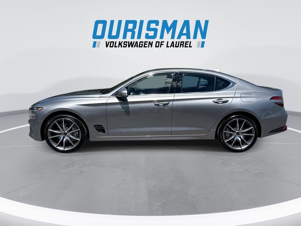 2025 GENESIS G70 Standard - Photo 5