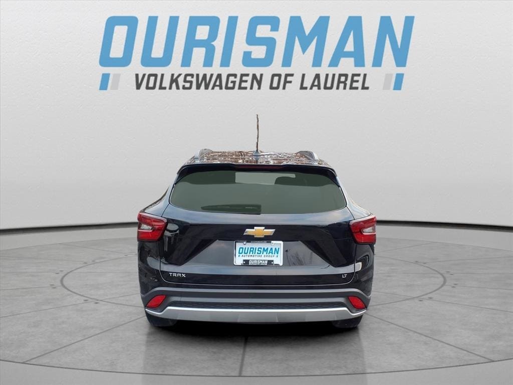 Used 2024 Chevrolet Trax LT SUV