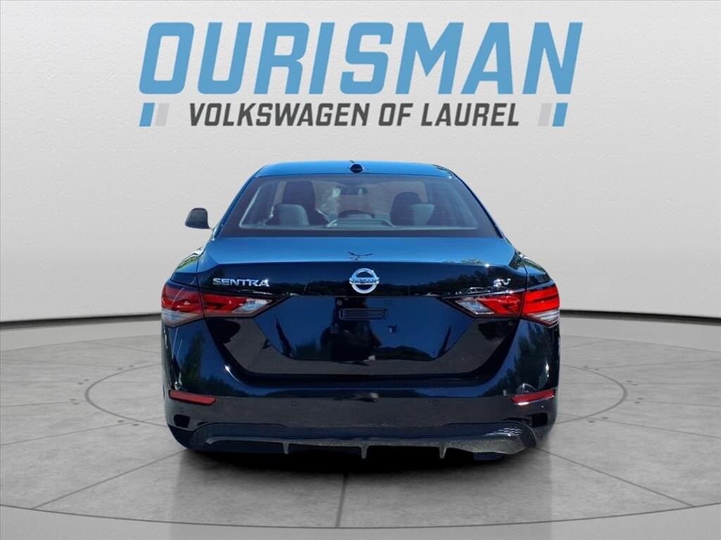2023 Nissan Sentra SV photo 4