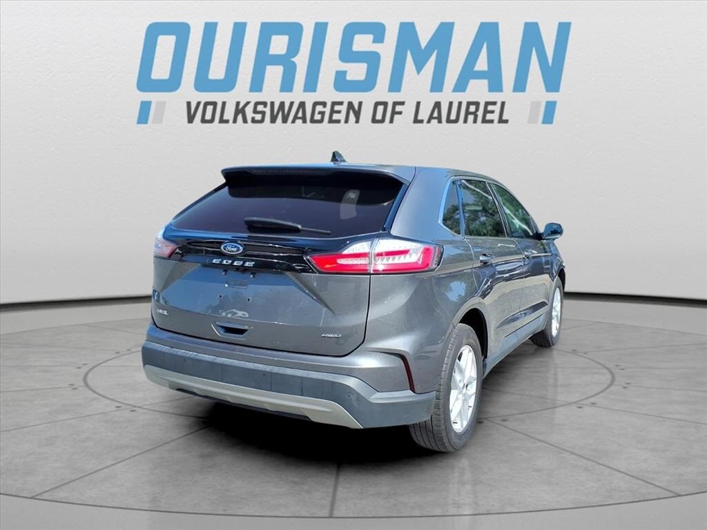 2024 Ford Edge SEL photo 3