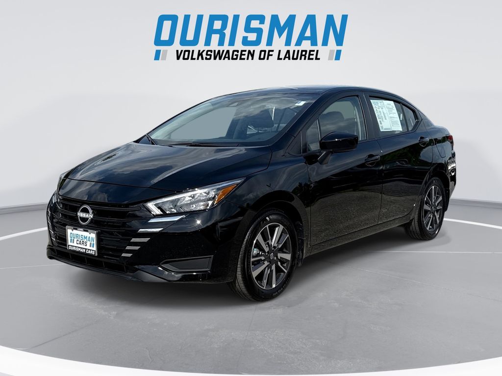 2025 Nissan Versa 1.6 SV CVT's photo
