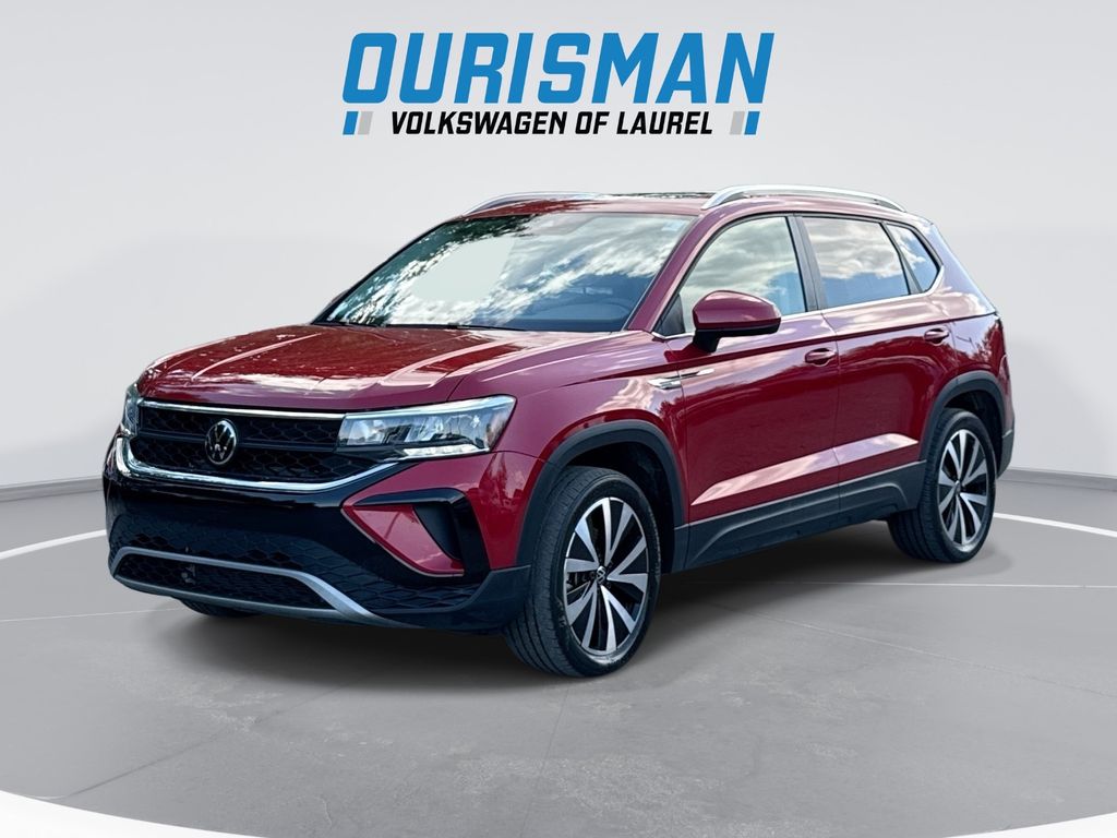2023 Volkswagen Taos 1.5T SE 4Motion's photo