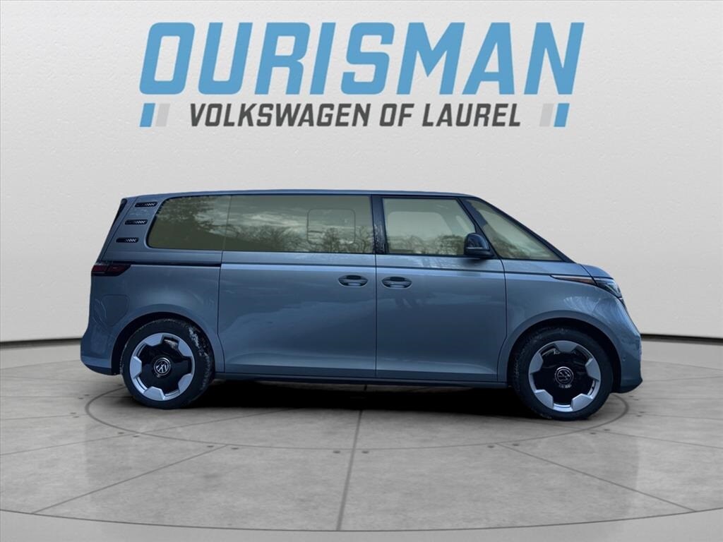 2025 Volkswagen ID. Buzz Pro S photo 2