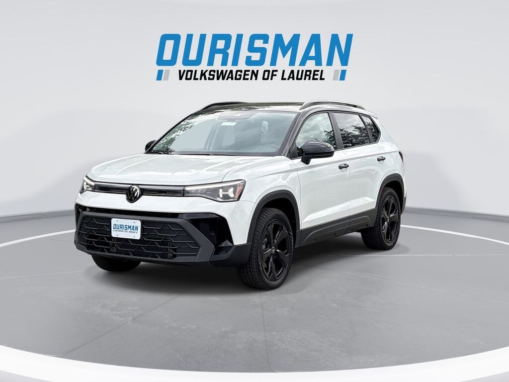 New 2026 Volkswagen Taos 1.5T SE Black SUV