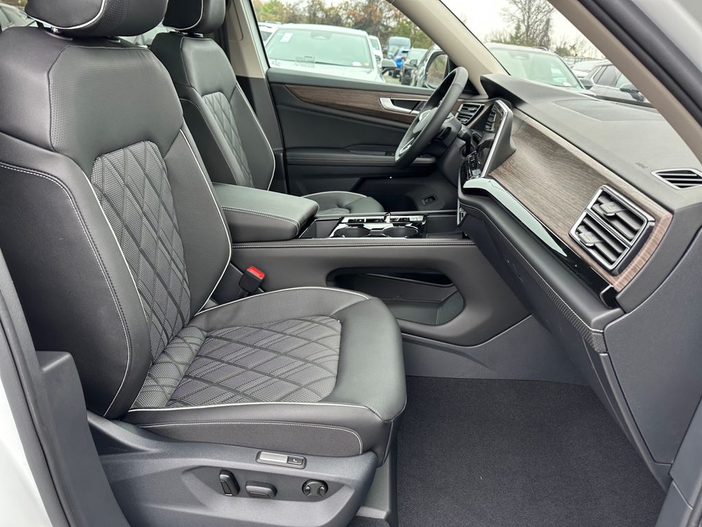 2026 Volkswagen Atlas SEL Premium R-Line - Photo 25