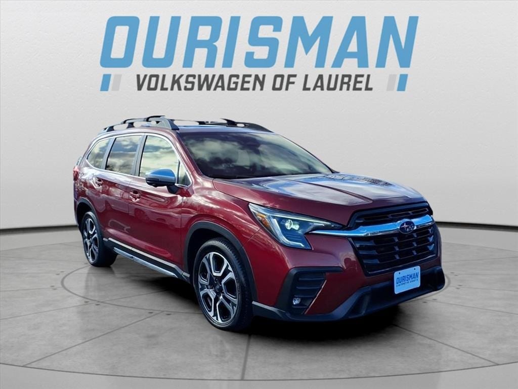 2023 Subaru Ascent Limited's photo