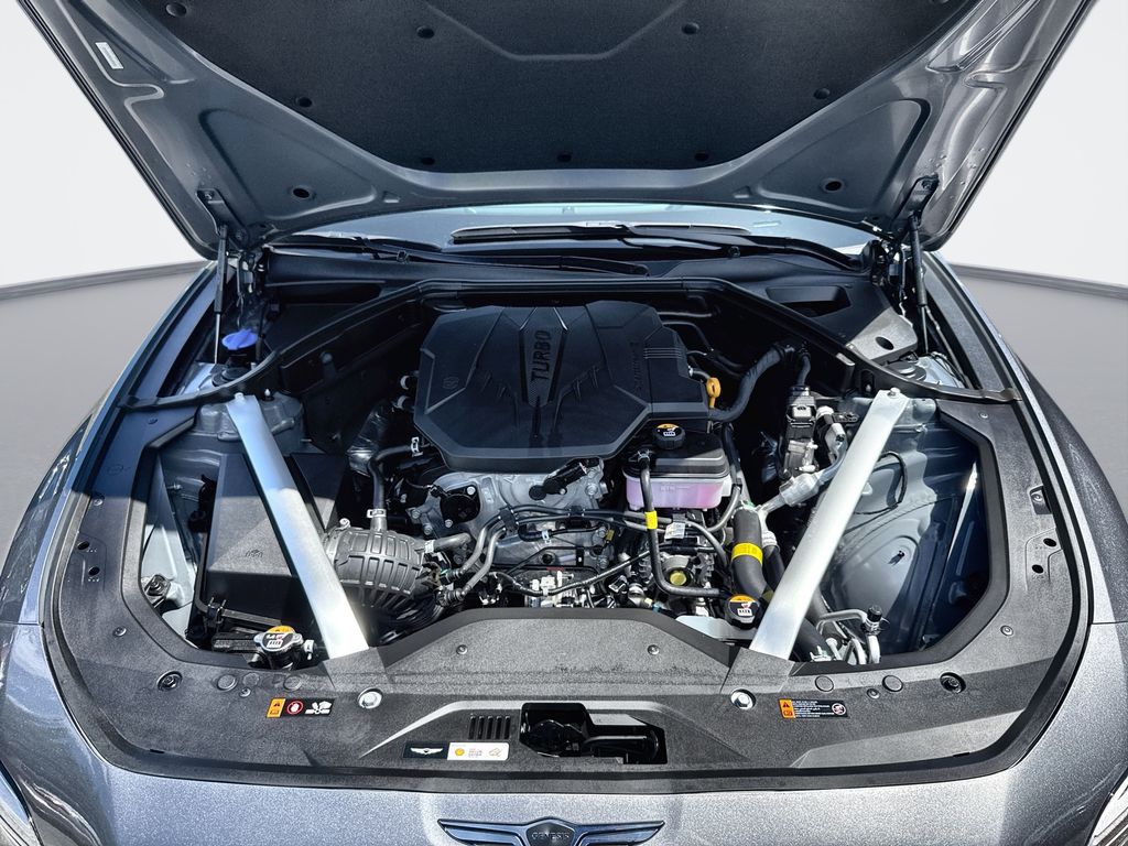 2025 GENESIS G70 Standard - Photo 17