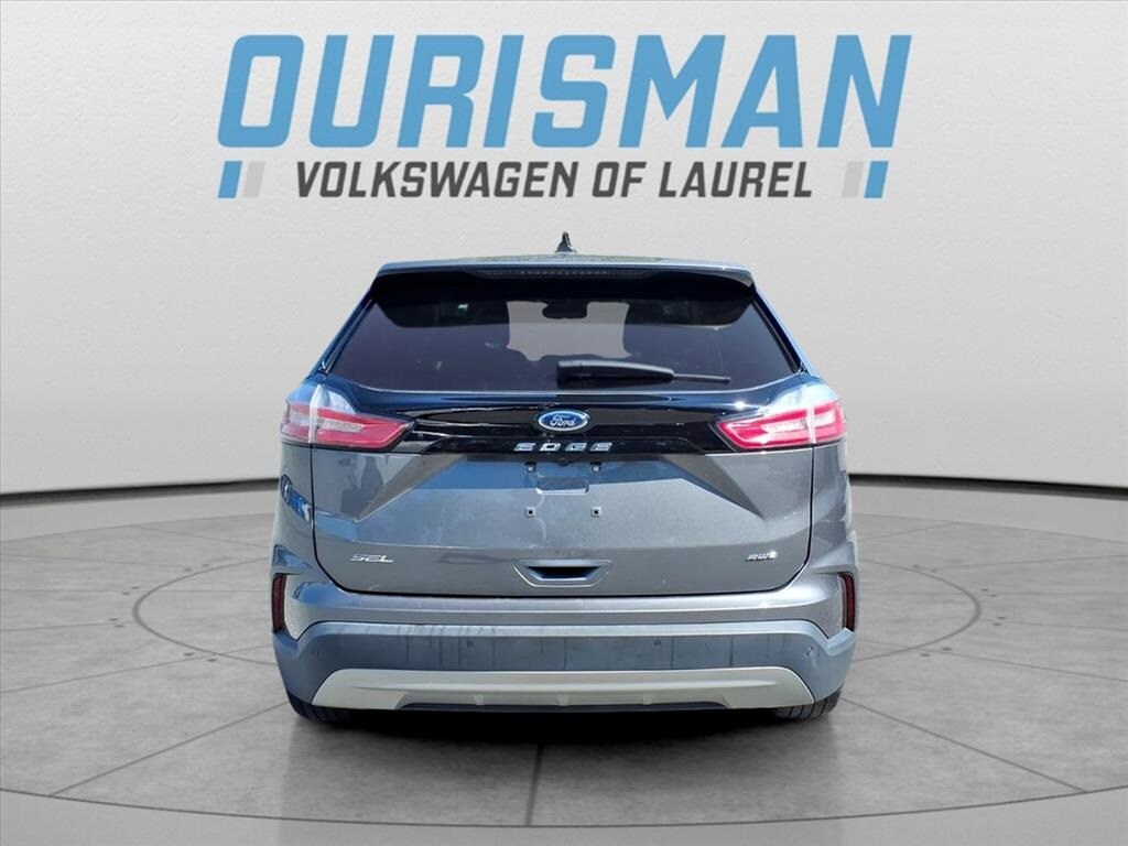 2024 Ford Edge SEL photo 4