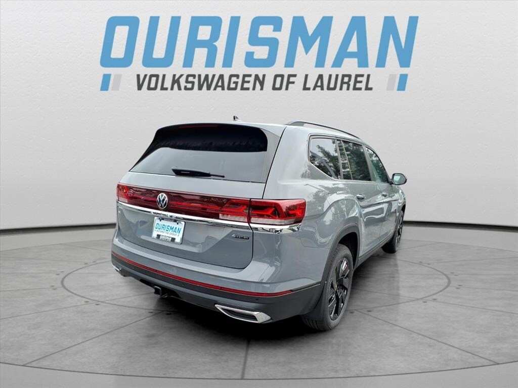 2026 Volkswagen Atlas SE Technology photo 3