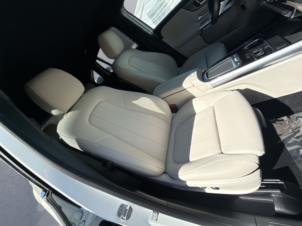 2025 Mercedes-Benz GLA GLA250 - Photo 27