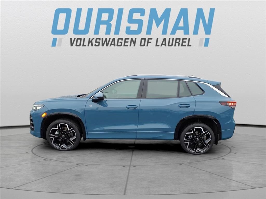 2026 Volkswagen Tiguan SEL R-Line photo 4