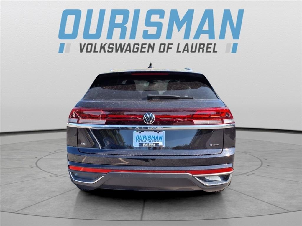 2026 Volkswagen Atlas Cross Sport SE photo 3