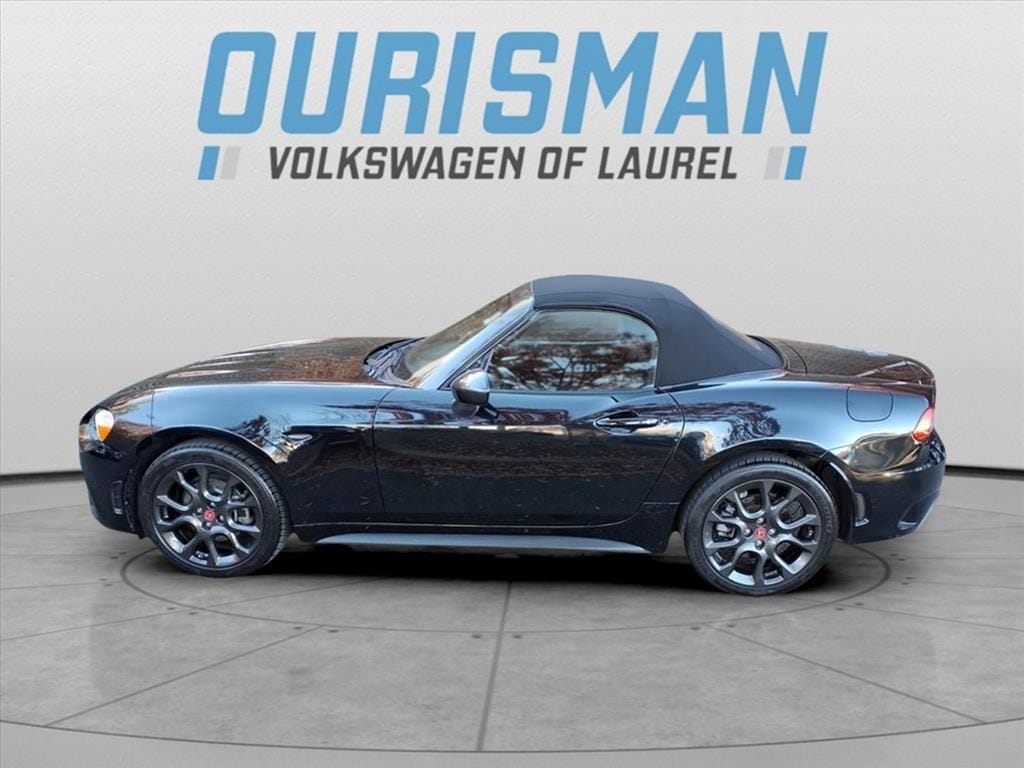 Used 2017 FIAT 124 Spider Classica Convertible