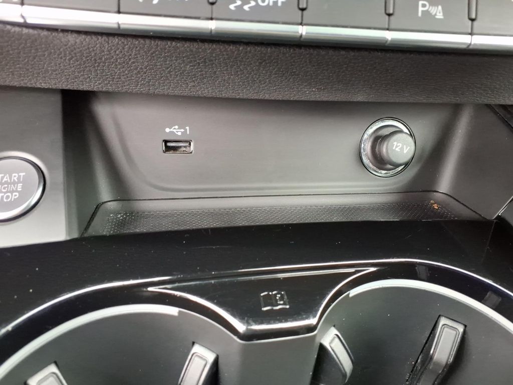 2023 Audi A4 Premium Plus - Photo 26