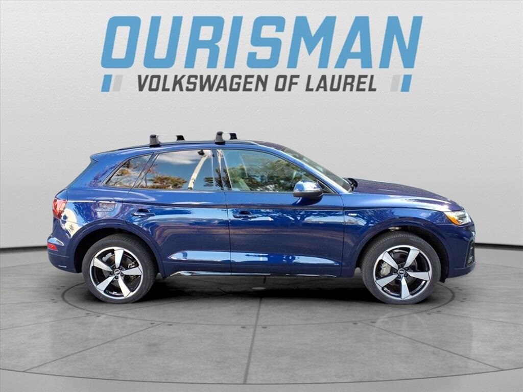 2022 Audi Q5 45 S line Premium photo 2