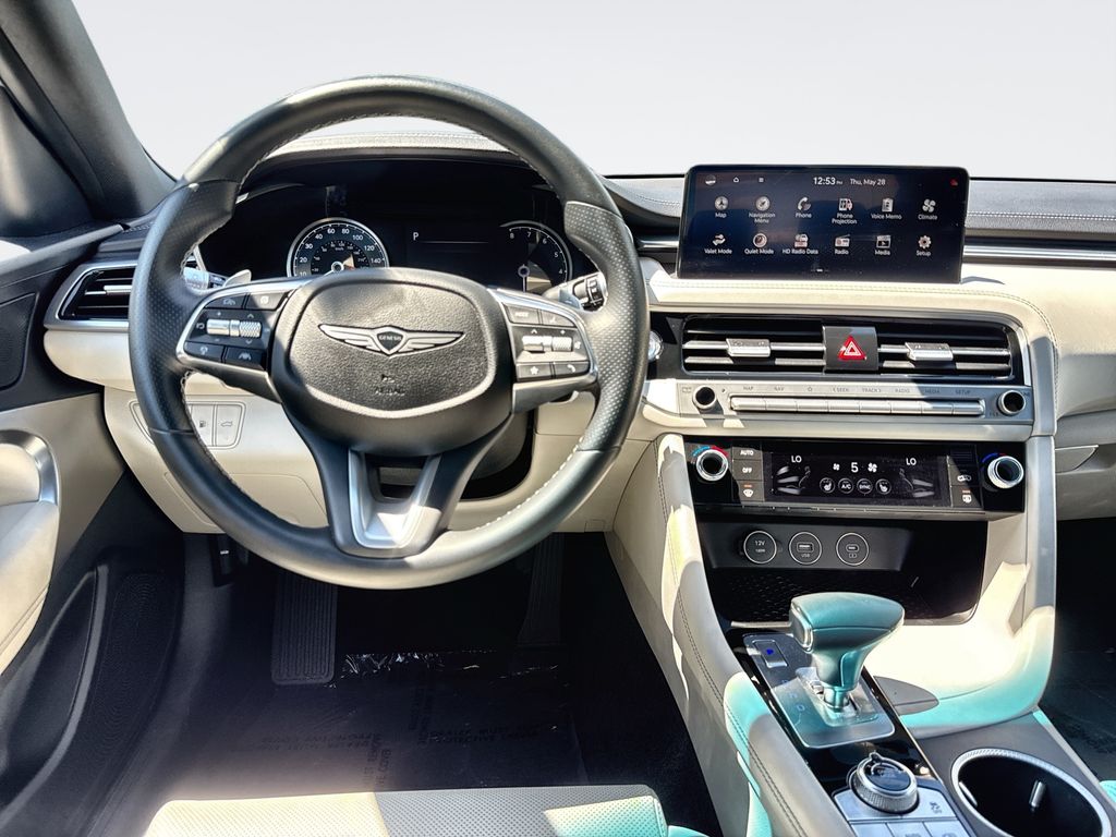2025 GENESIS G70 Standard - Photo 22