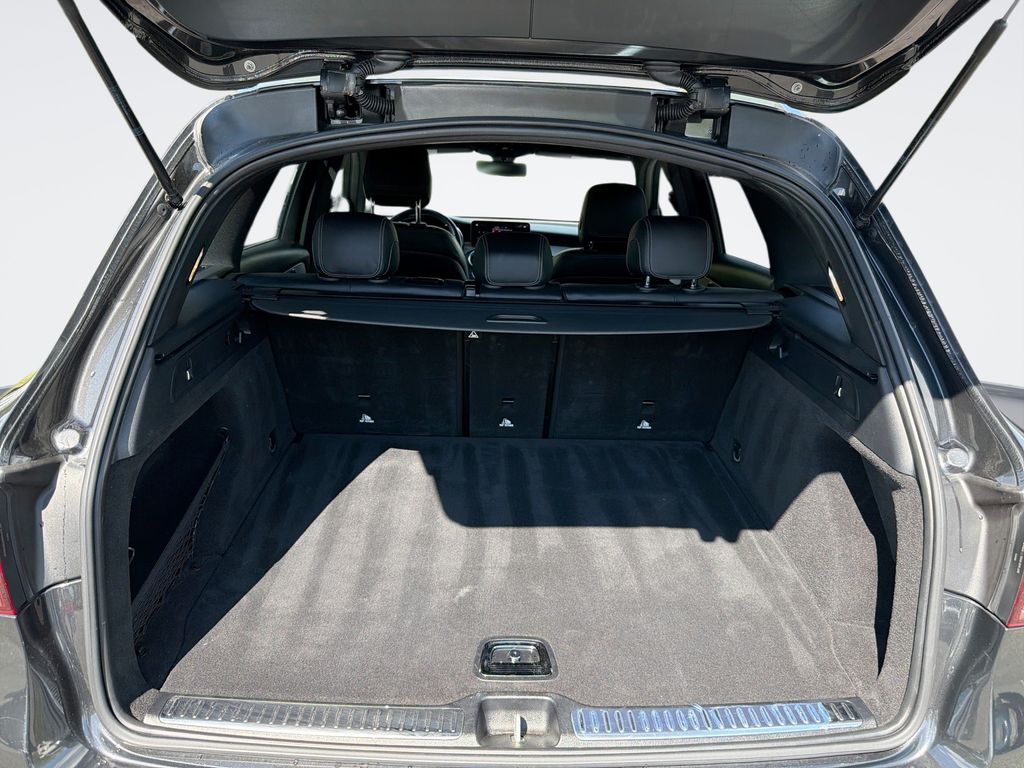 2021 Mercedes-Benz GLC GLC300 - Photo 21