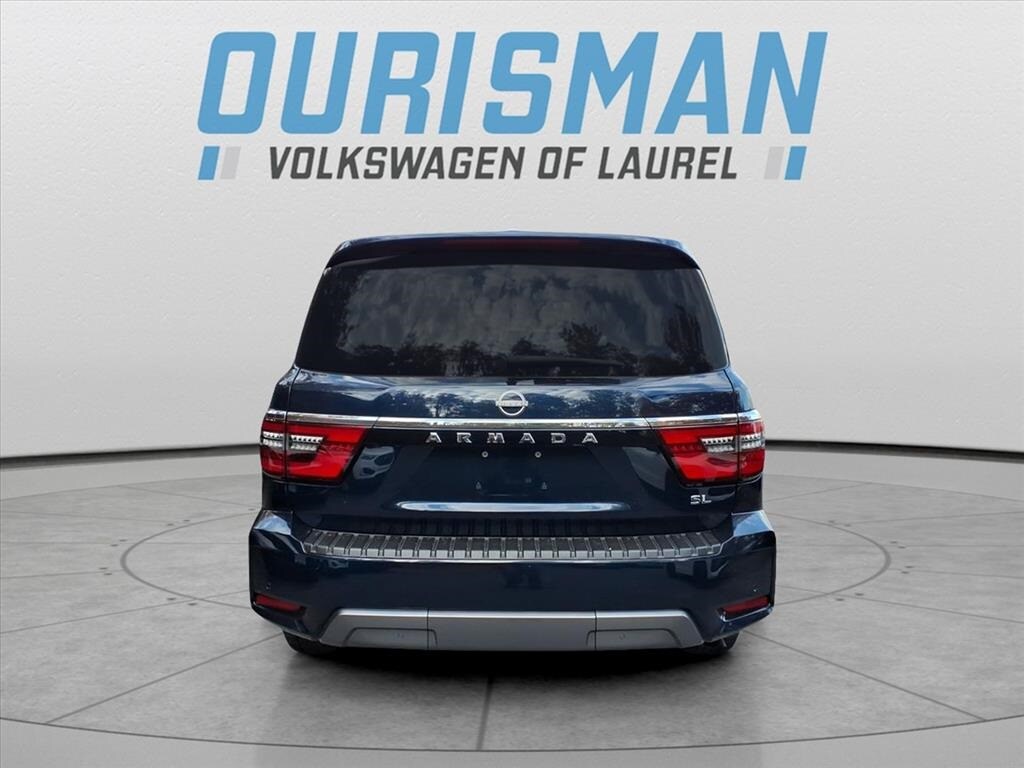 2023 Nissan Armada SL photo 3
