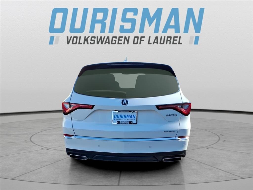 2022 Acura MDX Technology SH-AWD photo 3