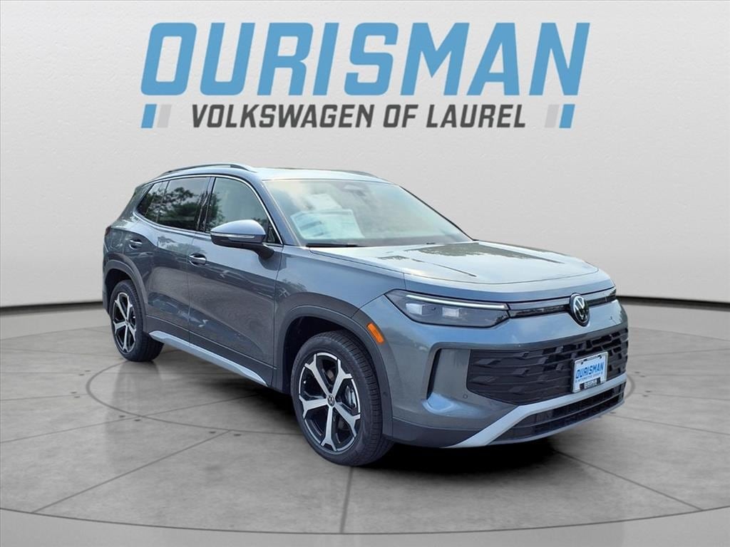 2026 Volkswagen Tiguan SE's photo