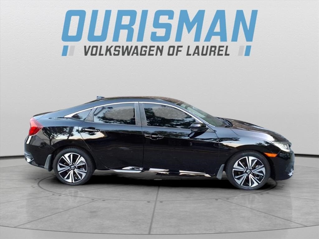 2018 Honda Civic EX-T photo 2