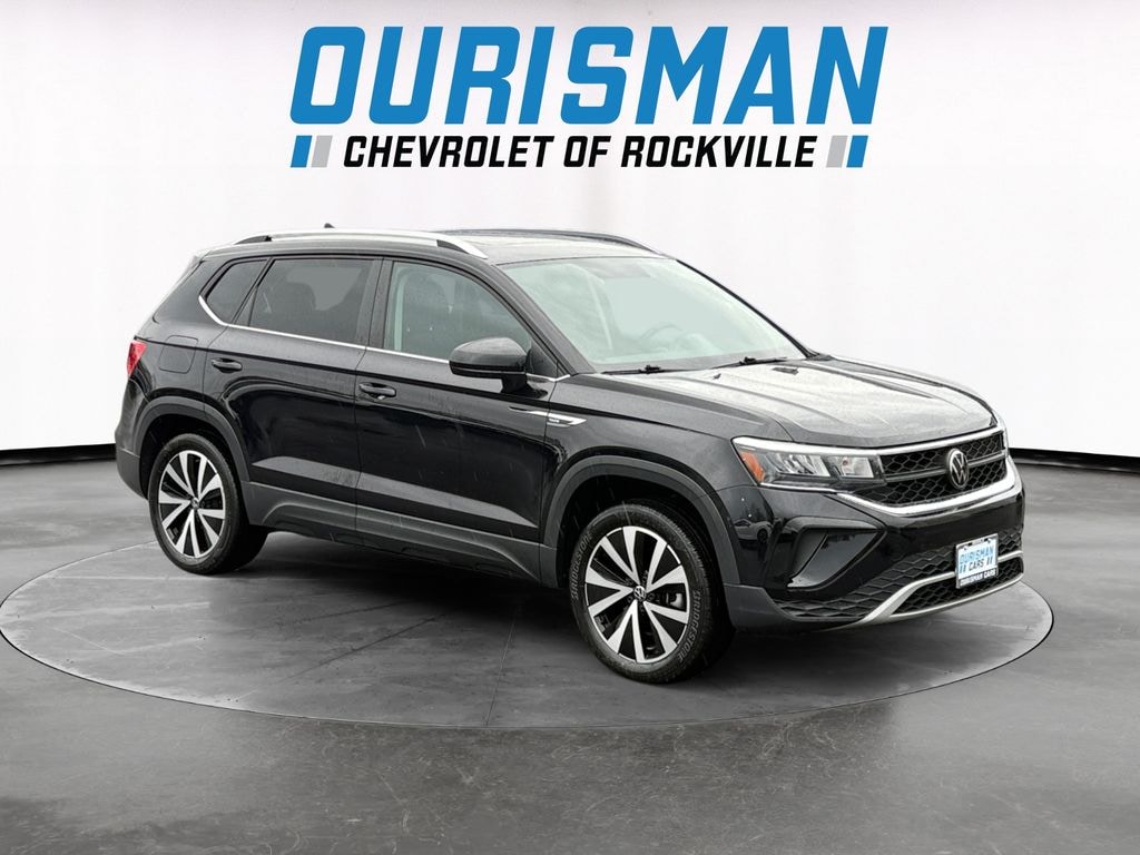 Used 2022 Volkswagen Taos 1.5T SE SUV