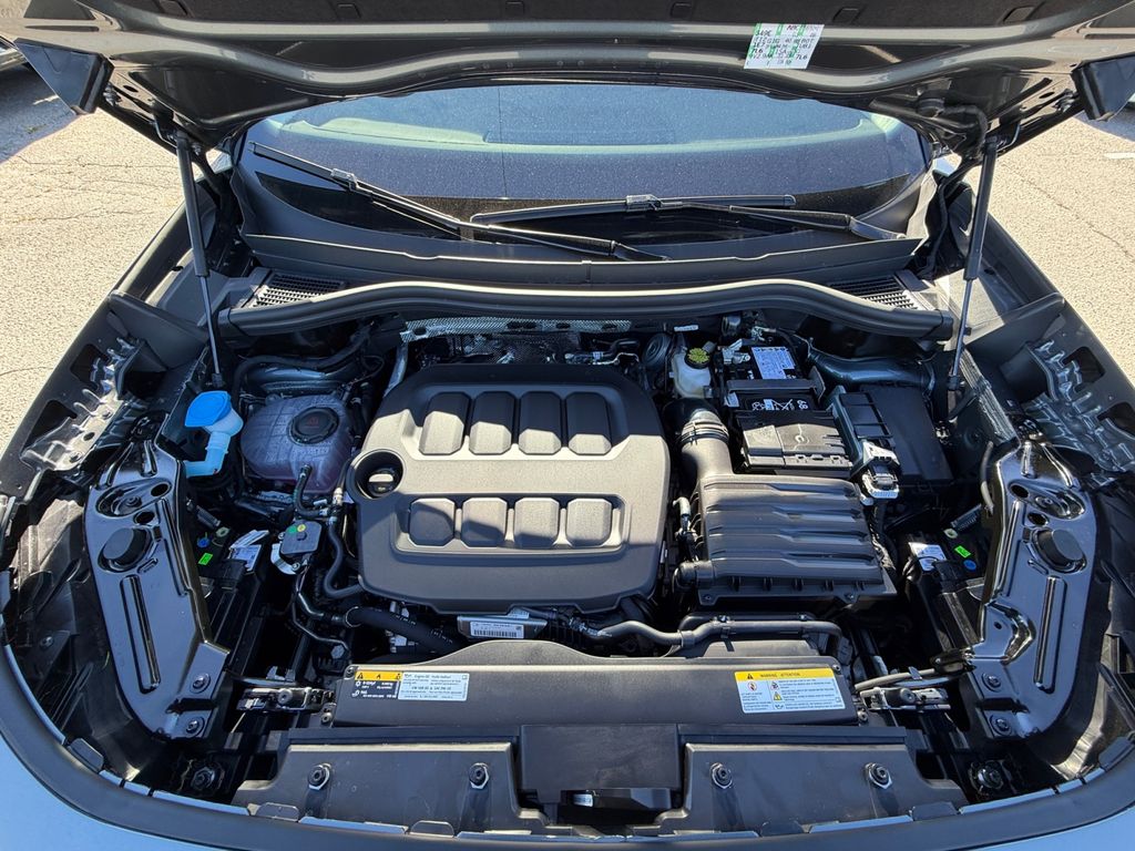 2026 Volkswagen Tiguan SE - Photo 23