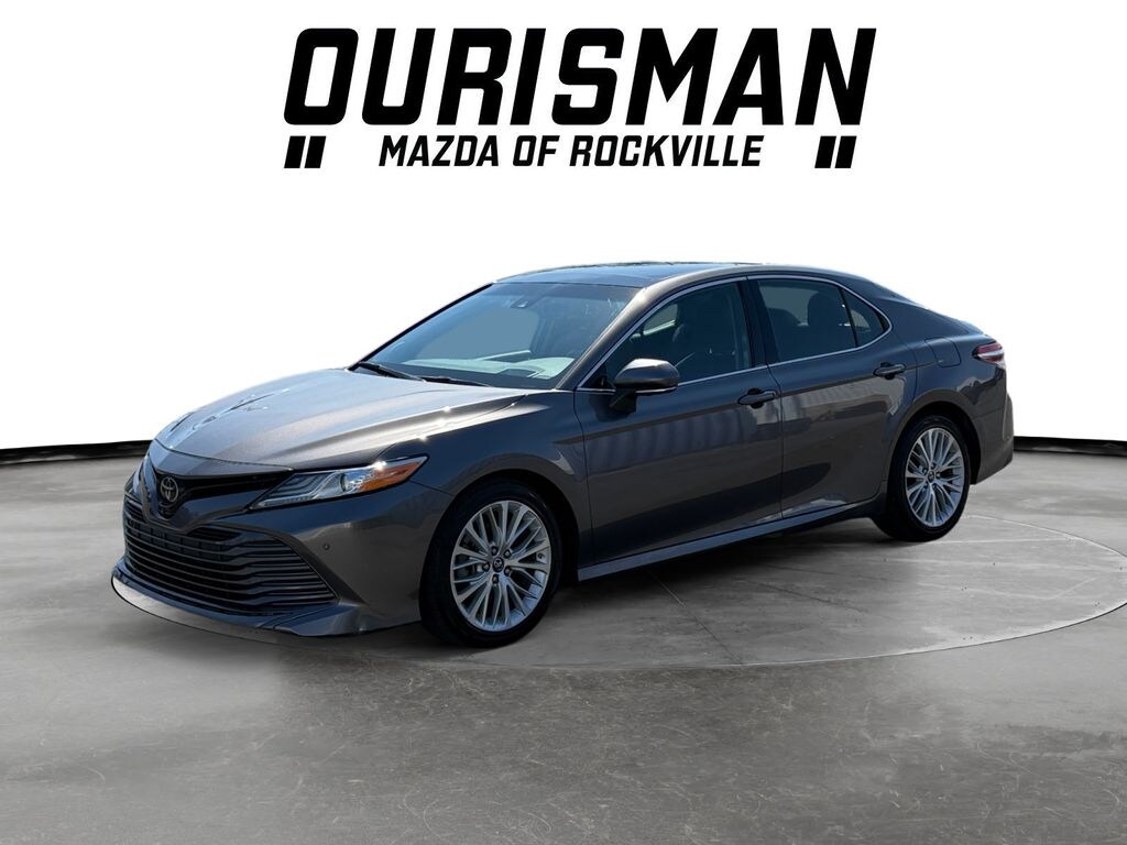 Used 2018 Toyota Camry XLE Sedan