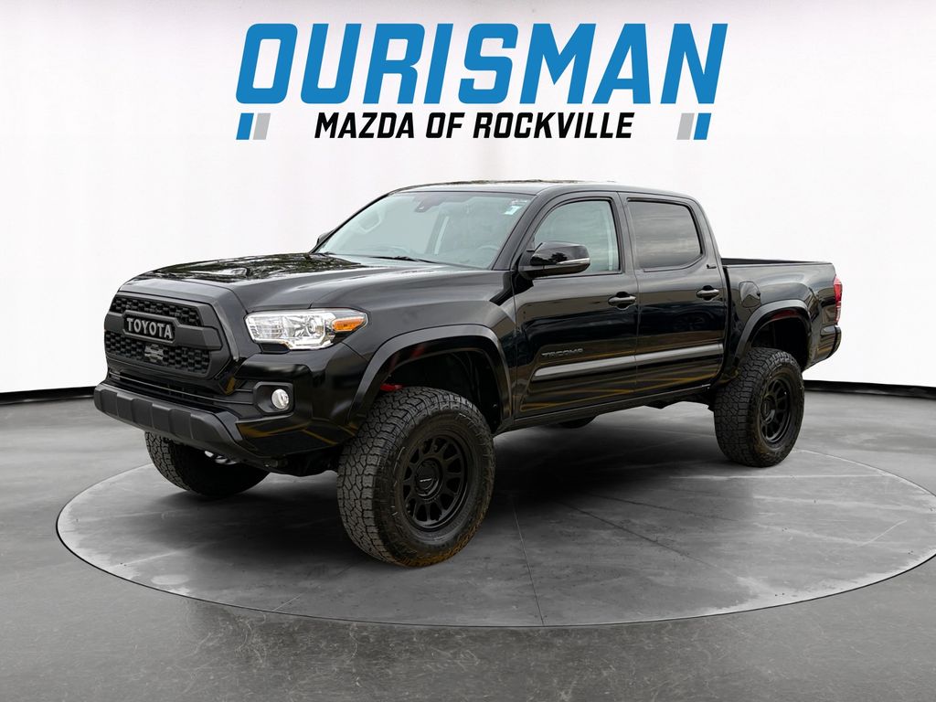 2023 Toyota Tacoma SR5 V6 photo 2
