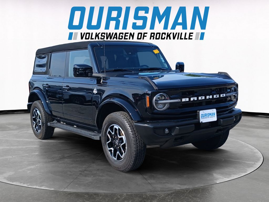2024 Ford Bronco Outer Banks