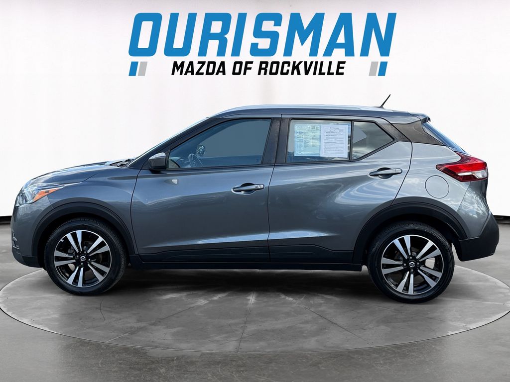 2020 Nissan Kicks SV photo 3