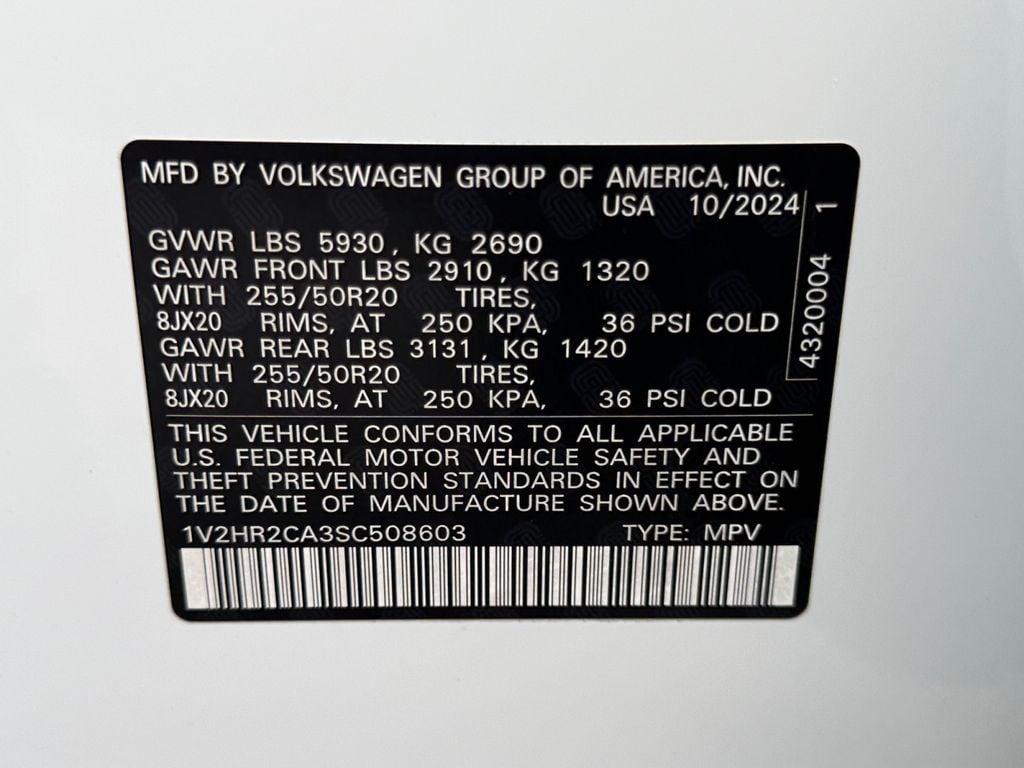 2025 Volkswagen Atlas SE w/Tech - Photo 26