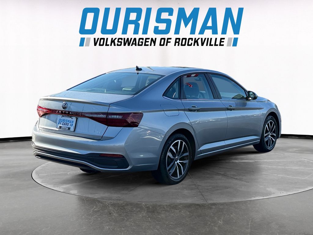 2025 Volkswagen Jetta SE - Photo 6