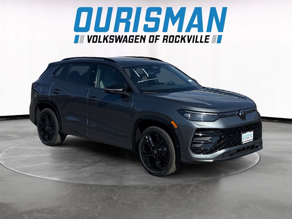 New 2026 Volkswagen Tiguan 2.0T SE R-Line Black SUV