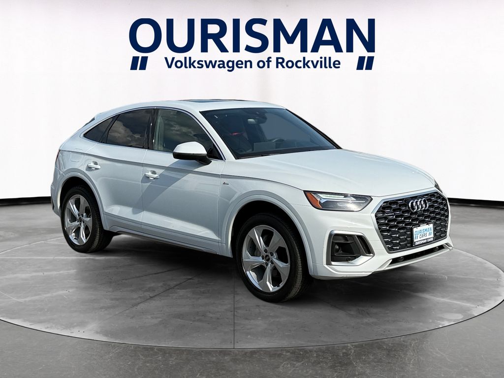 2023 Audi Q5 Sportback 45 Premium Plus's photo