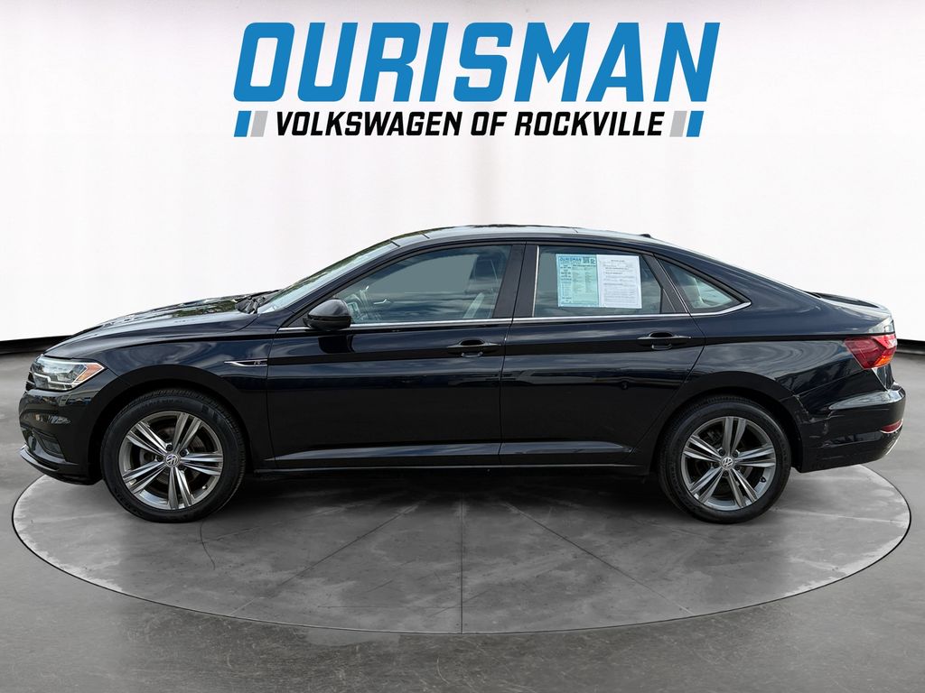2019 Volkswagen Jetta R-Line photo 3