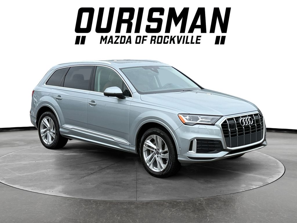2023 Audi Q7 45 Premium quattro Tiptronic's photo