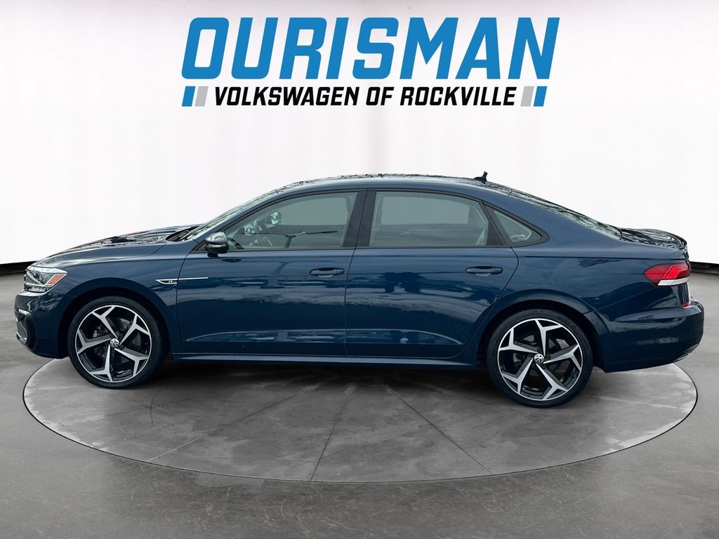 Used 2020 Volkswagen Passat 2.0T R-Line Sedan
