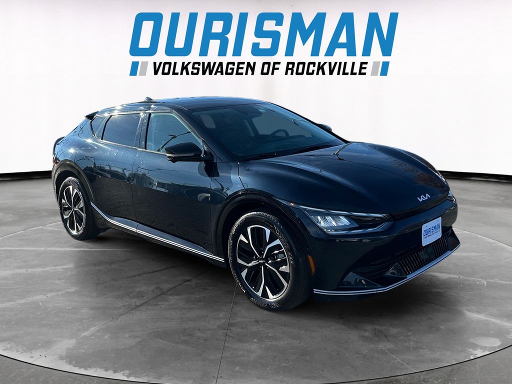 2022 Kia Ev6 Wind's photo