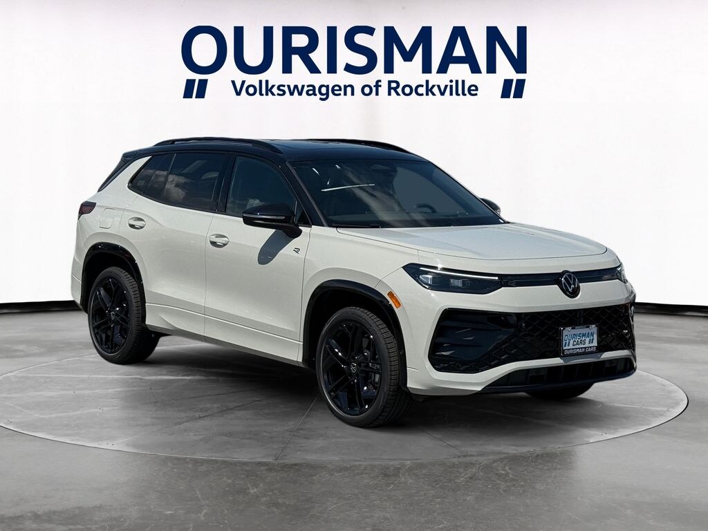 New 2026 Volkswagen Tiguan 2.0T SE R-Line Black SUV