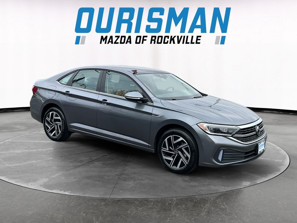 Used 2024 Volkswagen Jetta 1.5T SEL Sedan